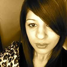 Saira Khan (@skhan86)