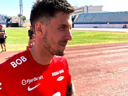 Haugens agent slår tilbake mot Brann-sjefen: