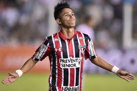 90'+3' luiz araujo (são paulo) wins a free kick on the right wing. Tricolor Acerta Venda De Luiz Araujo Thiago Mendes Tambem Pode Sair Gazeta Esportiva