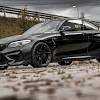 Het krachtigste model is de bmw m2 cs, die in elk detail consequent is afgestemd op high performance en het gebruik op het circuit. 1