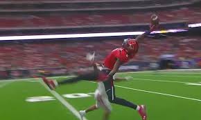 That was the life of alabama wide receiver devonta smith last saturday, as he put on a career performance of 11 catches, 274 yards and five touchdowns against ole miss. Texas Tech Wr Makes One Handed Grab That Mirrors Odell Beckham Jr S