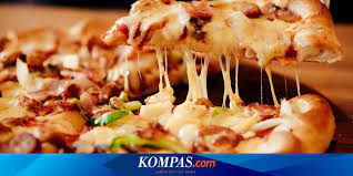 Jumlah kalori dalam sekeping roti telur yang biasa anda makan. Mau Tahu Berapa Kalori Pizza Per Potong Halaman All Kompas Com