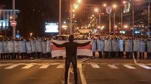 Belarus, officially the republic of belarus, is a landlocked country in eastern europe. Bialorus Zamieszki Po Wyborach Prezydenckich 2020 Scenariusze Rozwoju Sytuacji Na Bialorusi Marek Menkiszak Magazyn Tvn24