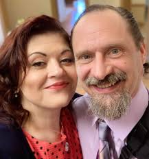 I give this dating profile bio a 10/10 🎃🔪