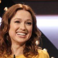 Best known as erin on the office, ellie kemper is a very talented comedian and actress. Dmczkbnsfmmb0m