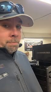 When starting off in the automotive industry, choose your storage and tools  wisely. #mechanicsoftiktok