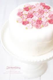 Pin Von Petra Voiss Auf Himbeertorte In 2020 Fondant Torten Kuchen Torte Mit Fondant Rezept