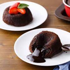 6 Ingredient Molten Chocolate Lava Cakes Easy Paleo Dessert Recipe Paleo Desserts Easy Paleo Dessert Recipes Easy Paleo Chocolate Recipes