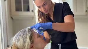 « » press to search craigslist. From Bedside Nurse To Botox House Calls Rachel S Journey To Aesthetic Nursing