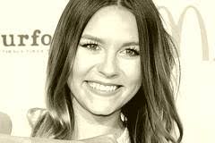 Dagi bee was born on the 21st of september, 1994, in germany. Dagi Bee 1994 Geboren Am