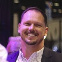 Fern Macdonald's Instagram, Twitter & Facebook