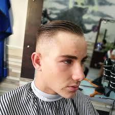 That's what happened when one tiktoker tried the wolf haircut trend by chopping inches of her high ponytail. The Wolf Barber Hairtattoosalon Barbershop Barber Barberstyle Freestyle Hairstyle Haircut Hair Haircuts Cruz Engels Degradado Autodidacta Hardstyle Barberosdelmundo Barbershopconnect Barberosdeespana Barberlove Barberlive Facebook