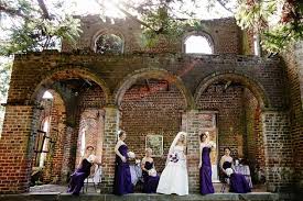 A Romantic Wedding At The Ruins At Barnsley Gardens In Adairsville Ga Barnsley Gardens Alternative Wedding Dresses Barnsley