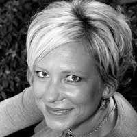 Tracey Lehman's Instagram, Twitter & Facebook