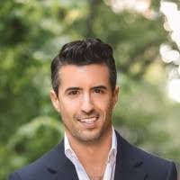 Melissa Sowell's Instagram, Twitter & Facebook