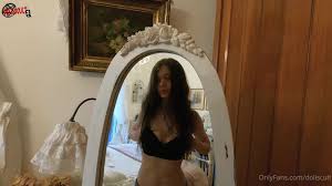 Watch online Dollscult aka dollscult OnlyFans - I get horny looking at  myself in the mirror and masturbate until I cum on X-video