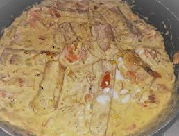 Roussette Au Curry Toute La Famille Cuisine Recette Saumonette Recette Roussette Recettes De Cuisine