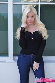 How do we know they're the hottest? Hot Shemale Topless In Tight Jeans Shemaletubevideos