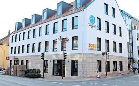 Der aktuelle durchschnittliche quadratmeterpreis für eine wohnung in elze liegt bei 5,97 €/m². Neueroffnung Argentum Elze Kwg Kreiswohnbaugesellschaft Hildesheim Mbh