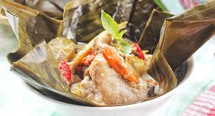 Masakan untuk makan siang masakan indonesia di lidah orang asing masakan indonesia yang terkenal beraneka ragam mempunyai cita rasa yang tinggi, pada. Resep Garang Asem Ayam Nikmat Ini Bikin Menu Makan Hari Ini Jadi Ekstra Spesial Bukareview