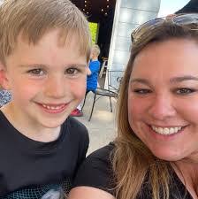 Leah Youngquist's Instagram, Twitter & Facebook