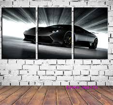Lamborghini boyama oyununda dünyanın en iyi otomobil markalarından birinin farklı modellerdeki arabalarını seçerek zevkinize göre boyay. Lamborghini Boyama