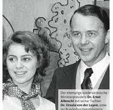 Ursula von der leyen, the first female president of the european commission, said she felt 'hurt' and 'alone' after being left without a chair by two male leaders at a summit in turkey earlier this month. Sie Waren Jung Bilder Fotos Welt