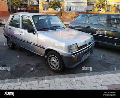 Image result for Gris 1982 Renault