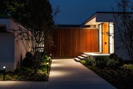 Walkway landscaping modern garden design gorgeous gardens lawn design pathway landscaping backyard landscaping modern outdoor design architect side yard landscaping residences exterior design architecture exterior architecture landscape lighting exterior lighting. Hardscaping 101 Pathway Lighting Gardenista