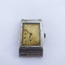 Arlon Kurmali Art Deco Kol Saati Kordonu Zevkinize Gore Takabilirsiniz Cok Sik Bir Kol Saatidir Fiyati 125 Tl Ilgilenen Dostlar Dm Den B Art Deco Retro Tirlar