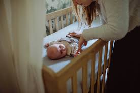 Le sommeil d'un bébé de 1. Le Sommeil Du Bebe A L Entree En Creche Les Conseils De Kelly Champinotles Louves