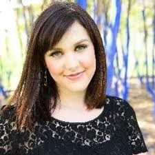 Miranda Baum (@shopandtwirl)