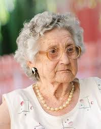 Melissa Overbay's Instagram, Twitter & Facebook