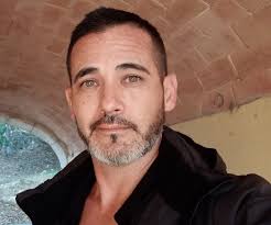 Hi all! I just wanted to introduce myself and share a photo that I took  good morning hello dear friends very nice pictures May friends Spain I LOVE  YOU FRIENDS These are