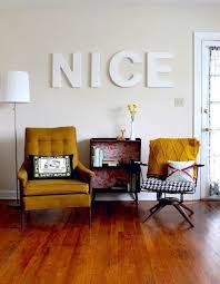 12 Tips For Making Mismatched Furniture Look Chic Af Mismatched Furniture Home Decor Decor