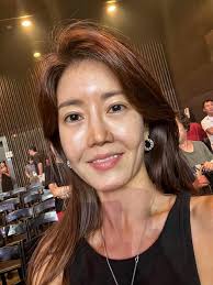 有被自己嚇到🤯 45歲第一次嘗試醫美，花了九萬台幣想要問一下，我這算成功嗎？🥹