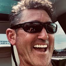 Jets should build around quarterback Justin Fields