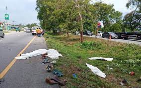 Kecuaian yang berlaku di jalan raya menyebabkan kemalangan. Pemandu Malaysia Terlibat Kemalangan Maut Di Songkhla Tiada Lesen Sah Free Malaysia Today Fmt