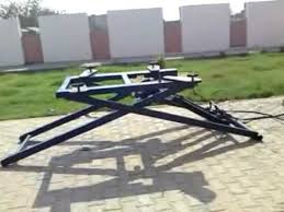 Portable Hydraulic Car Lifter By Ahmed Hunter Amr Awad Car Lifter Car Hoist Hydraulic Cars