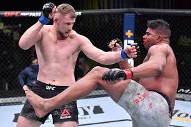 Александр евгеньевич волков listen ; Volkov Otpravil V Nokaut Overima Na Turnire Ufc V Las Vegase Rossijskaya Gazeta