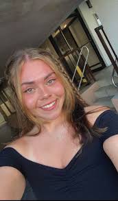 I think I'm gonna get a full set of lashes with Amanda! Who else needs to  feel pretty outside of their mask?