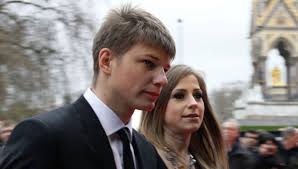 Недавно супруги без лишней шумихи оформили развод. Pelsh Nazval Prichinu Rasstavaniya Arshavina I Baranovskoj Gazeta Ru Novosti