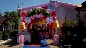 Pertama, kamu akan direpotkan dalam hal sewa kursi dan tenda. Contoh Tenda Pesta Pernikahan Neo Netral Event Organizer Youtube