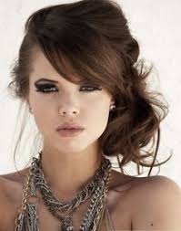 Laura Bodnar (bods12)