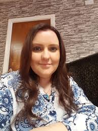 Denise Mulhall's Instagram, Twitter & Facebook