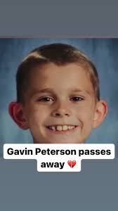 A cafeteria worker has spoken out about the death of 12-year-old boy, Gavin  Peterson, criticizing the system as broken. Gavin’s death has raised  concerns about how issues are handled in schools and ...