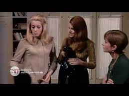 A frigid young housewife decides to spend her midweek afternoons as a prostitute. Belle De Jour Luis Bunuel Youtube