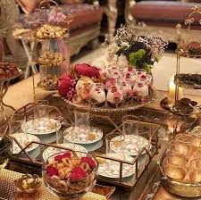 سبحان الله وبحمده 😍 #تنسيقات_ضيافه #تنسيقاتكم #ضيافه #ضيافه_قهوه  #ضيافه_مميزه #اكسبلوور #الكويت #السعودية#افكار #ديك… | Food display table,  Food display, Tea decor
