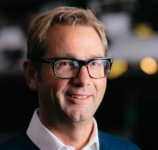 Less Is More: Lean 2.0 Programs in the Global Insurance Industry