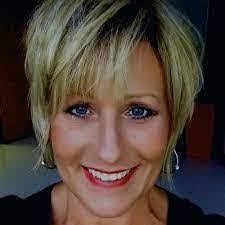 Catina Hobbs's Instagram, Twitter & Facebook